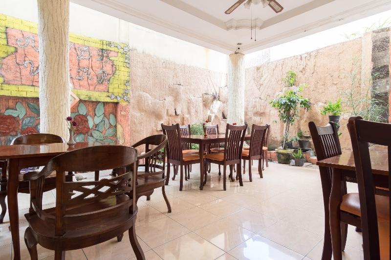Oyo 1030 Hotel Bumi Asih Medan Dış mekan fotoğraf