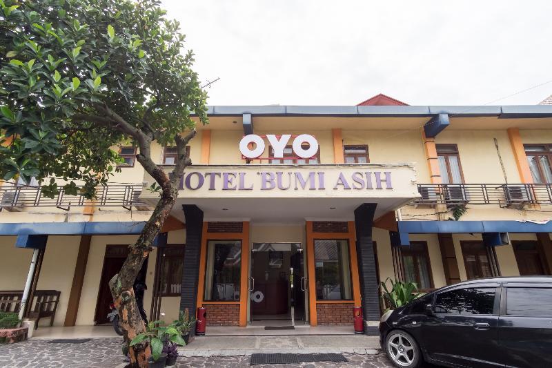 Oyo 1030 Hotel Bumi Asih Medan Dış mekan fotoğraf