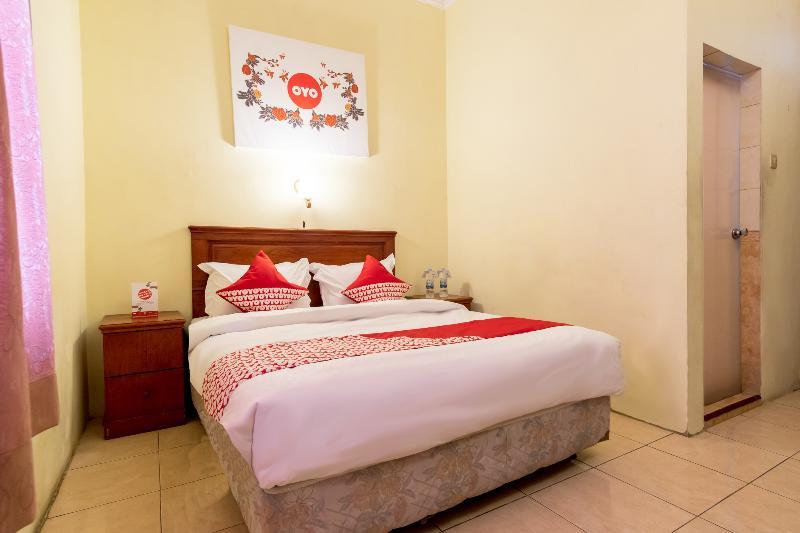 Oyo 1030 Hotel Bumi Asih Medan Dış mekan fotoğraf