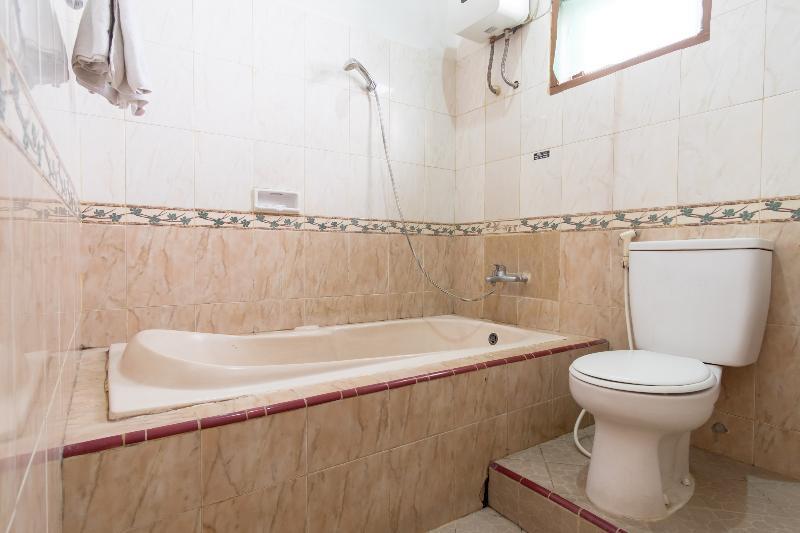 Oyo 1030 Hotel Bumi Asih Medan Dış mekan fotoğraf